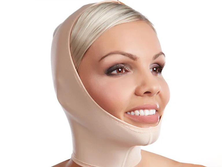 Otoplastia - Tratamentos Faciais Femininos - Clínica FMR