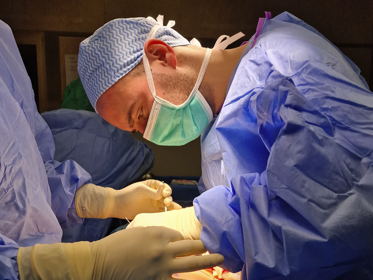 Abdominoplastia - Tratamentos Corporais Masculinos - Clínica FMR